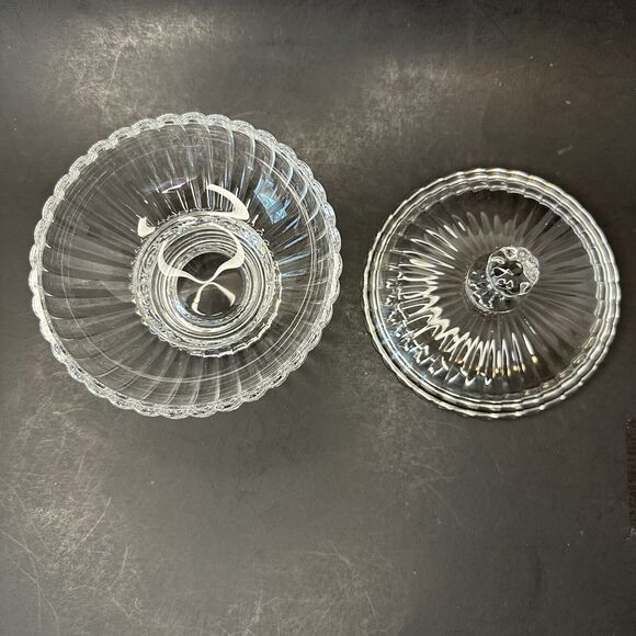 Cristal D'Arques Carrousel 4 1/2" Candy Dish 24% Genuine Lead Crystal Paris - Picture 4 of 16